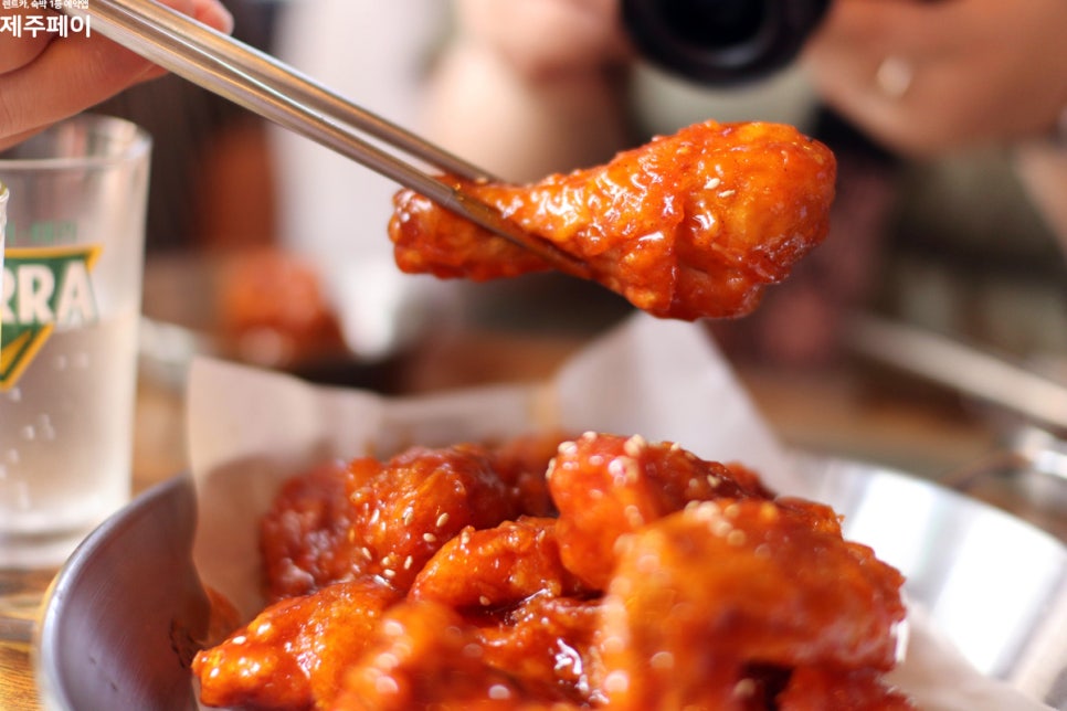 꽈리치킨 이미지