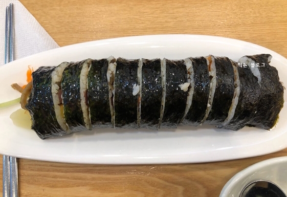 얌샘김밥 이미지