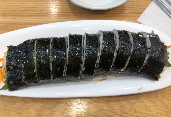 얌샘김밥 이미지