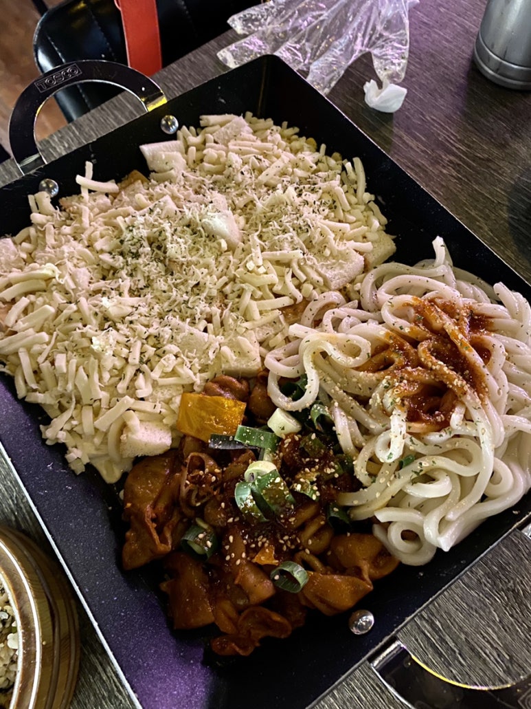 #끌리다 이미지