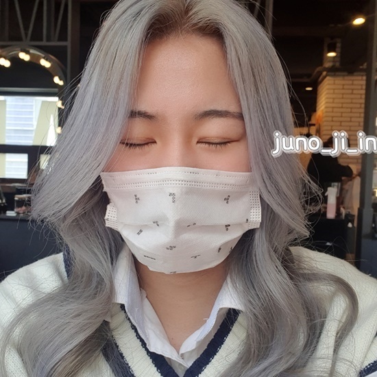 애쉬그레이 이미지