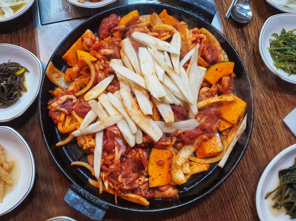 월출산생오리 이미지