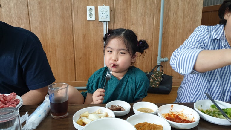 비슬한우식육식당 이미지