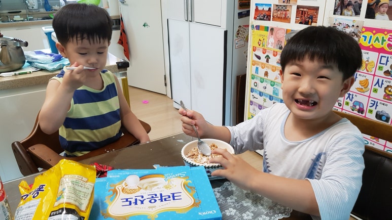 민준그릇 이미지