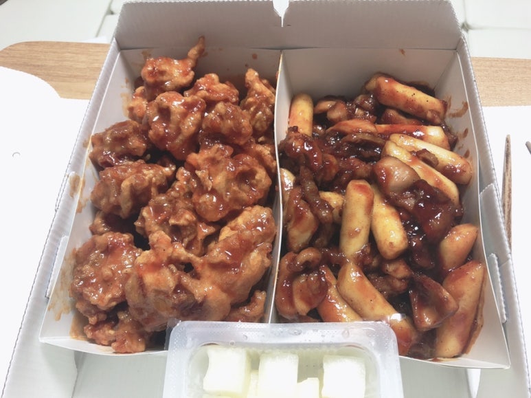 숯양두마리치킨 이미지