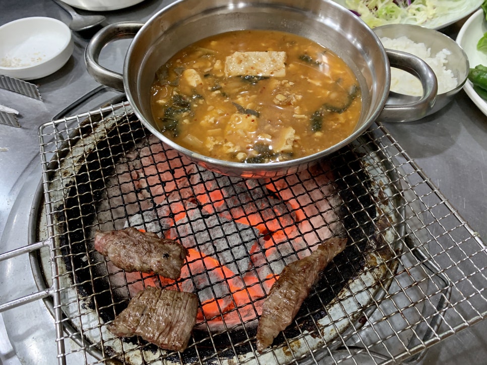 중앙숯불갈비 이미지