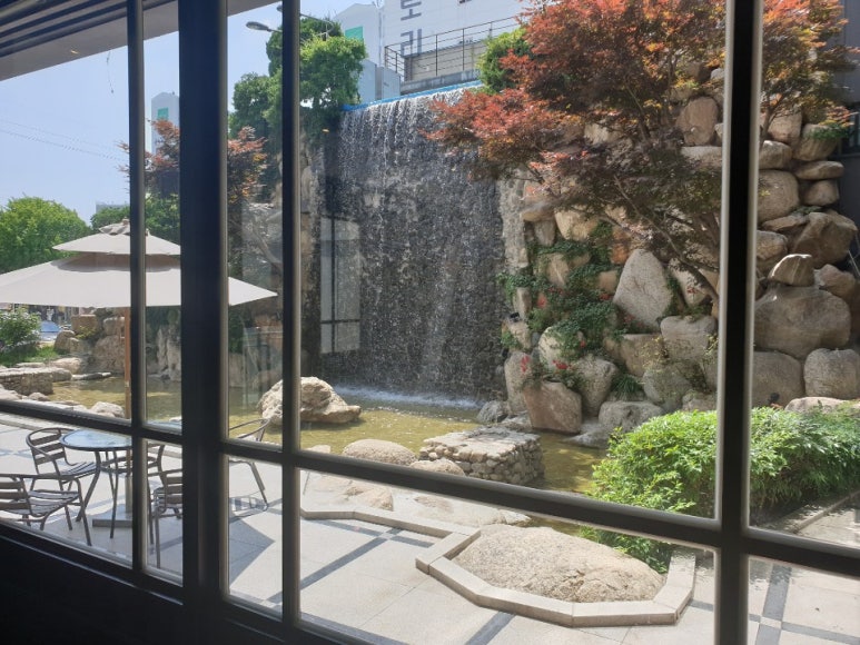 수림커피숍 이미지