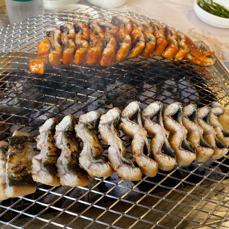 만석꾼민물장어 이미지