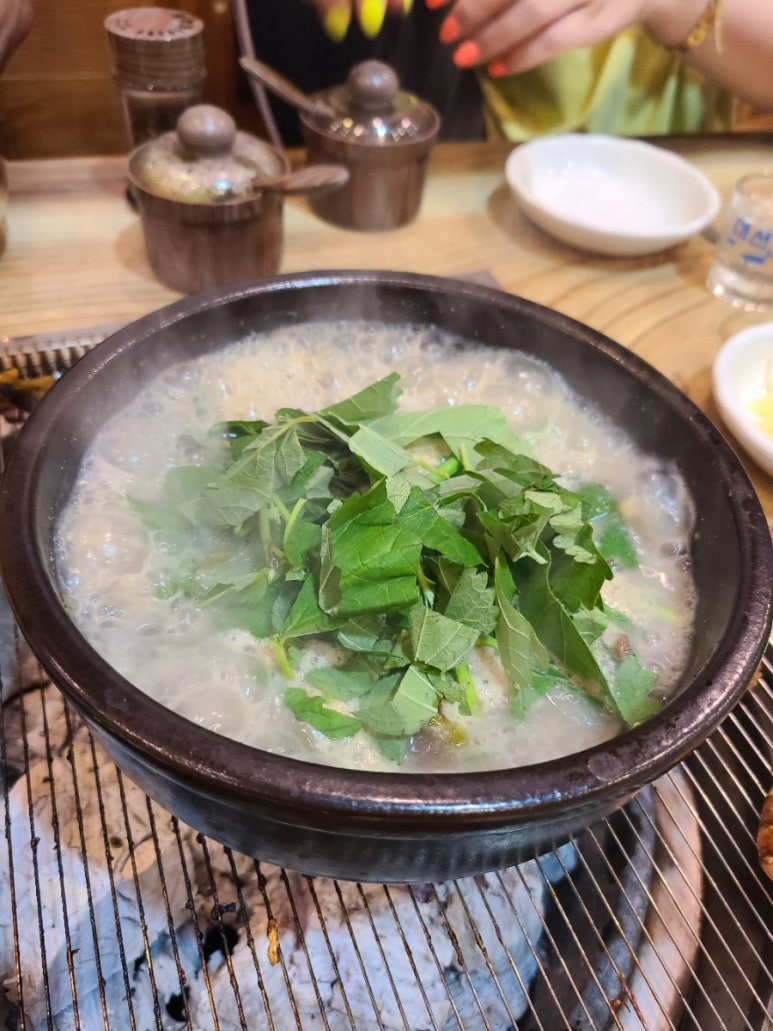 장어만찬 이미지