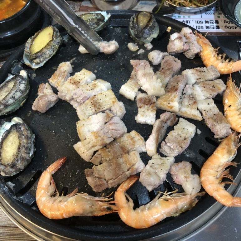 전복품은돼지 이미지