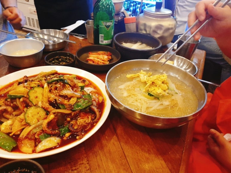 예스플러스치과 이미지