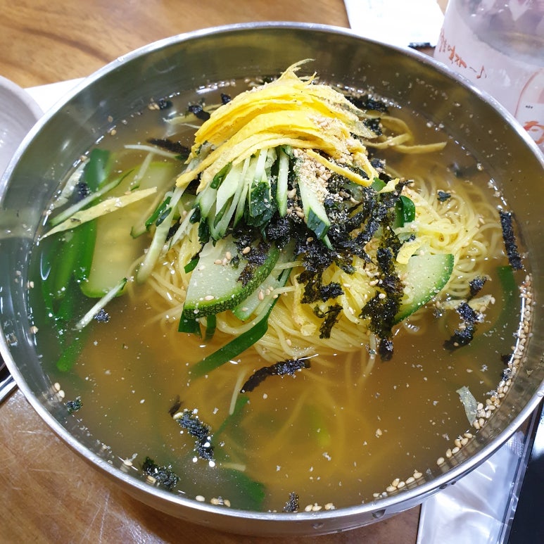 흥부네칼국수 이미지