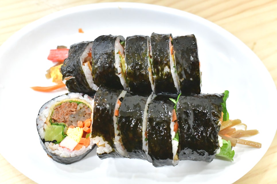 런김밥 이미지