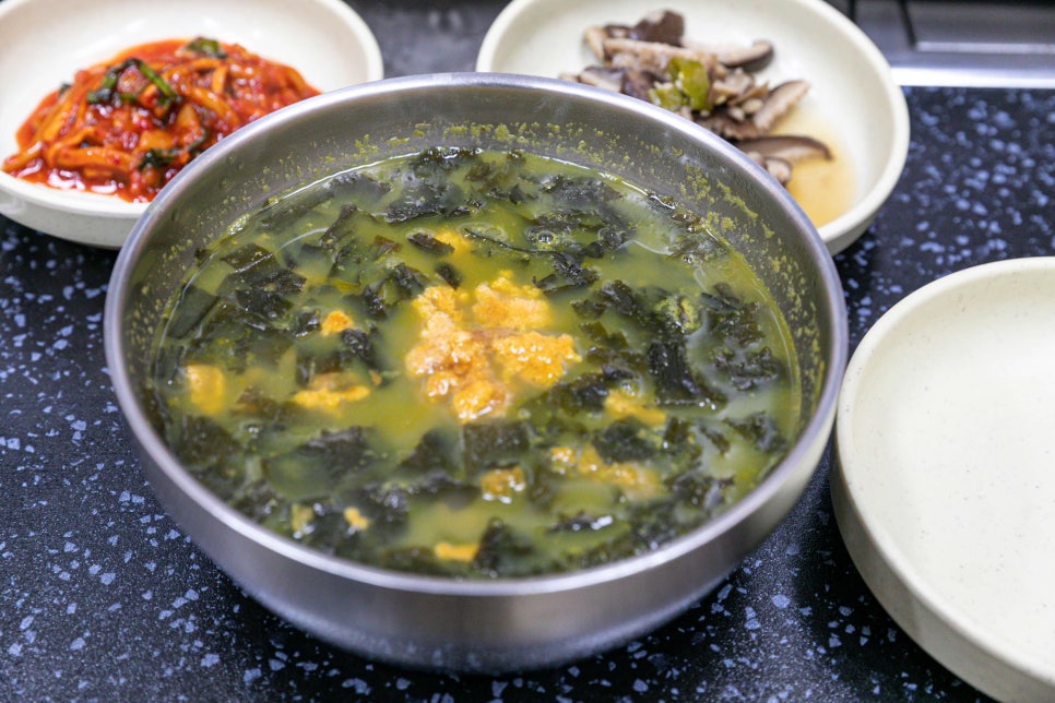 꺼멍도새기 이미지