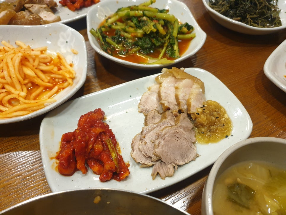 정원마늘보쌈 이미지