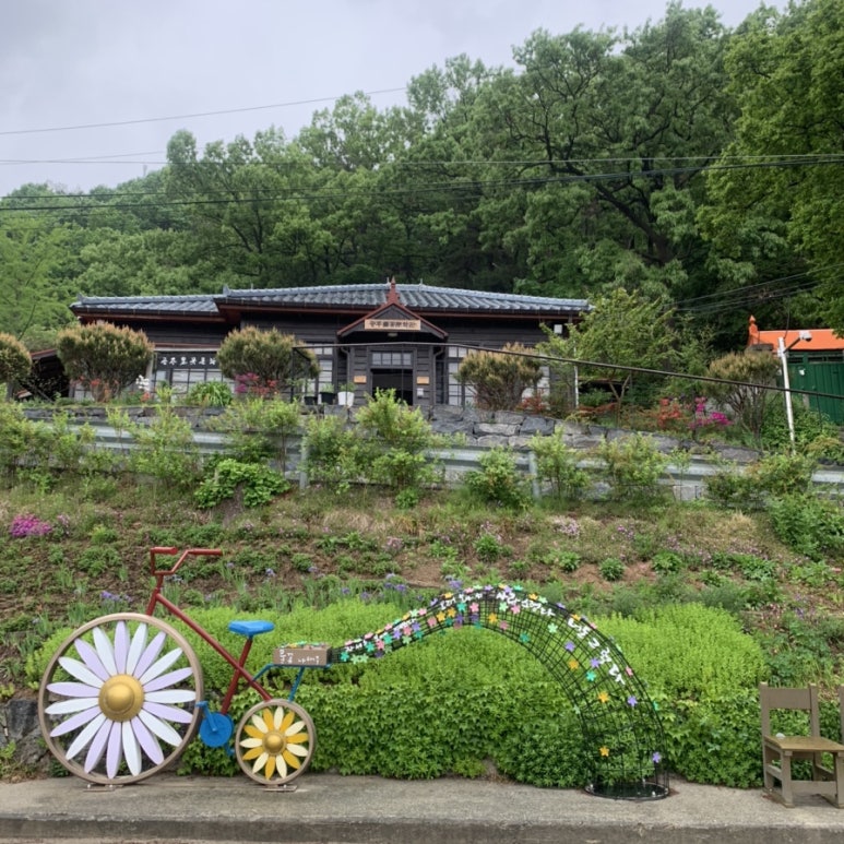 풀꽃책방 이미지