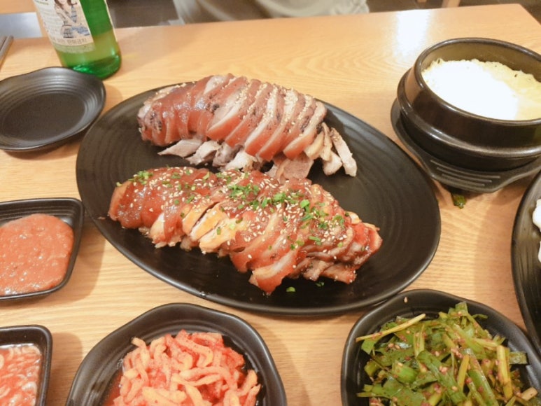 창대 매운족발 이미지