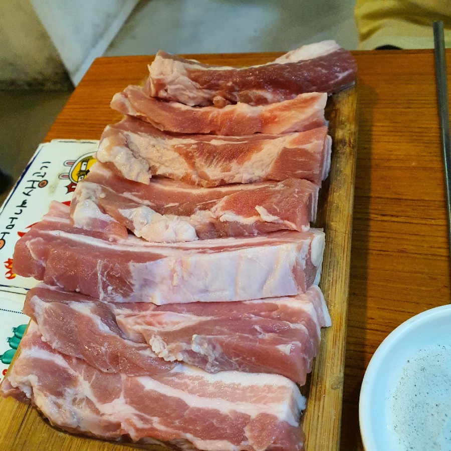 어머나무한삼겹 이미지