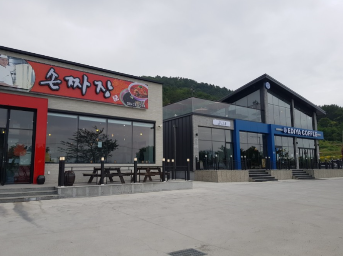 이디야삼천포점 이미지