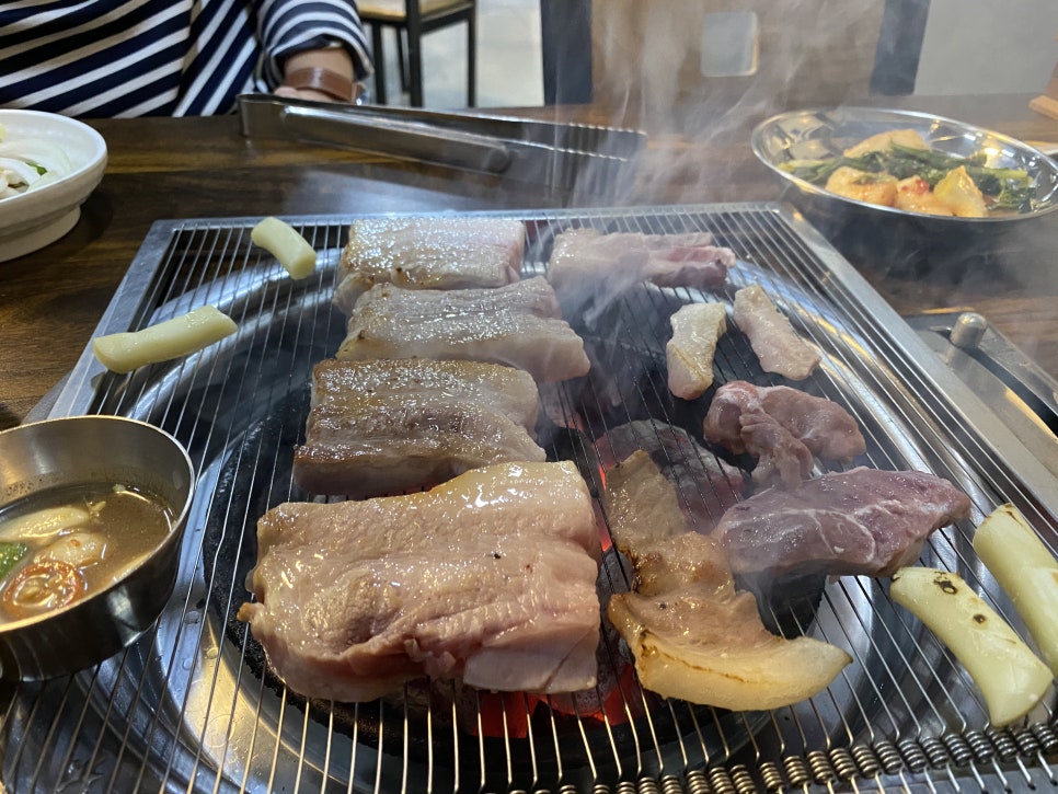 반고개뒷고기 이미지