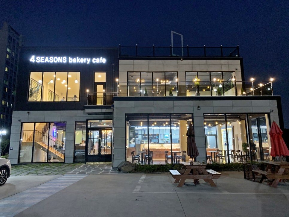 포시즌베이커리카페 이미지