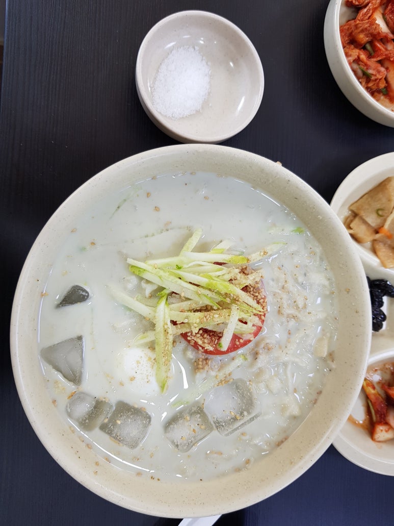예림손칼국수 이미지