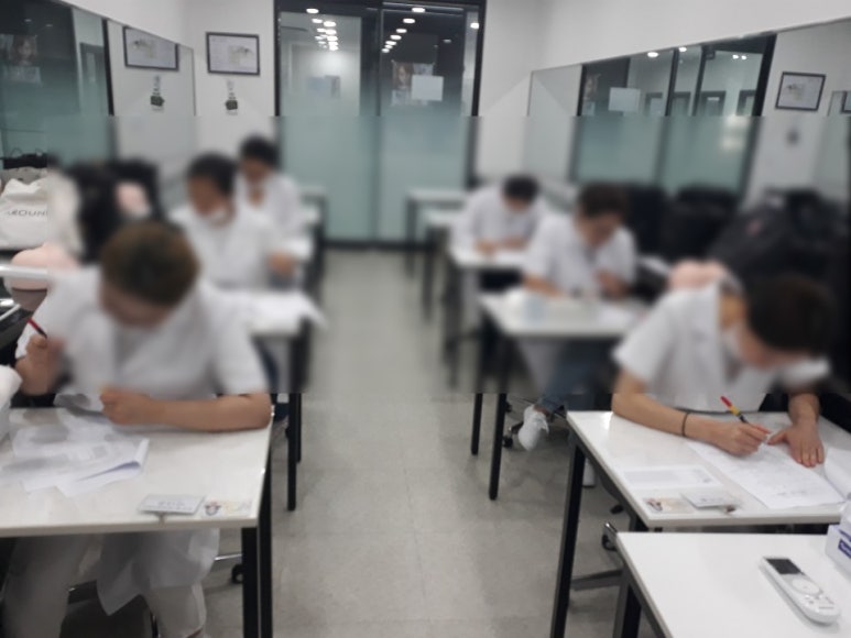 수련속눈썹 이미지