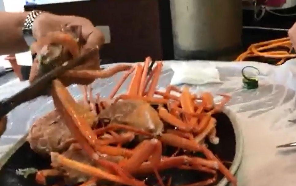 오이소 홍게 무한리필 이미지