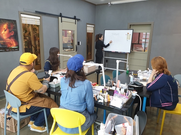 퀸네일아트 이미지