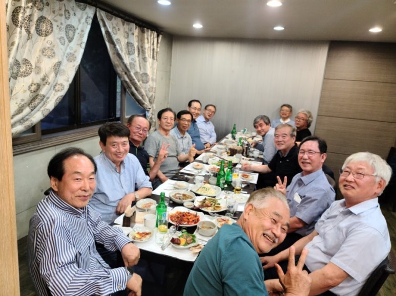 하늘아래뜰 이미지