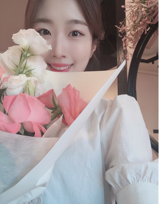 꽃답다 이미지