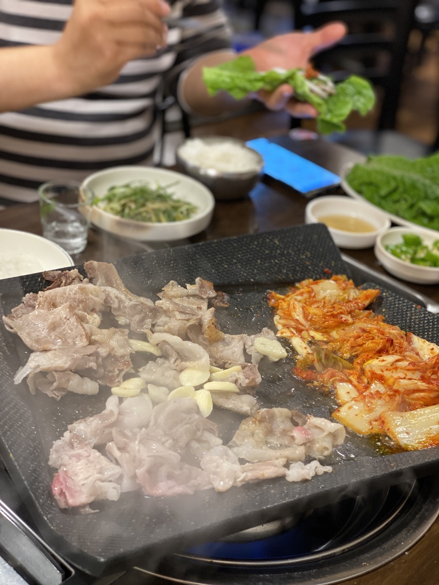 장터숯불닭바베큐 이미지