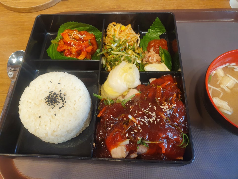 고수족발 이미지