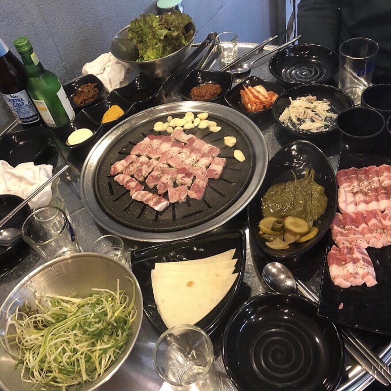 달빛에 고기한점 이미지