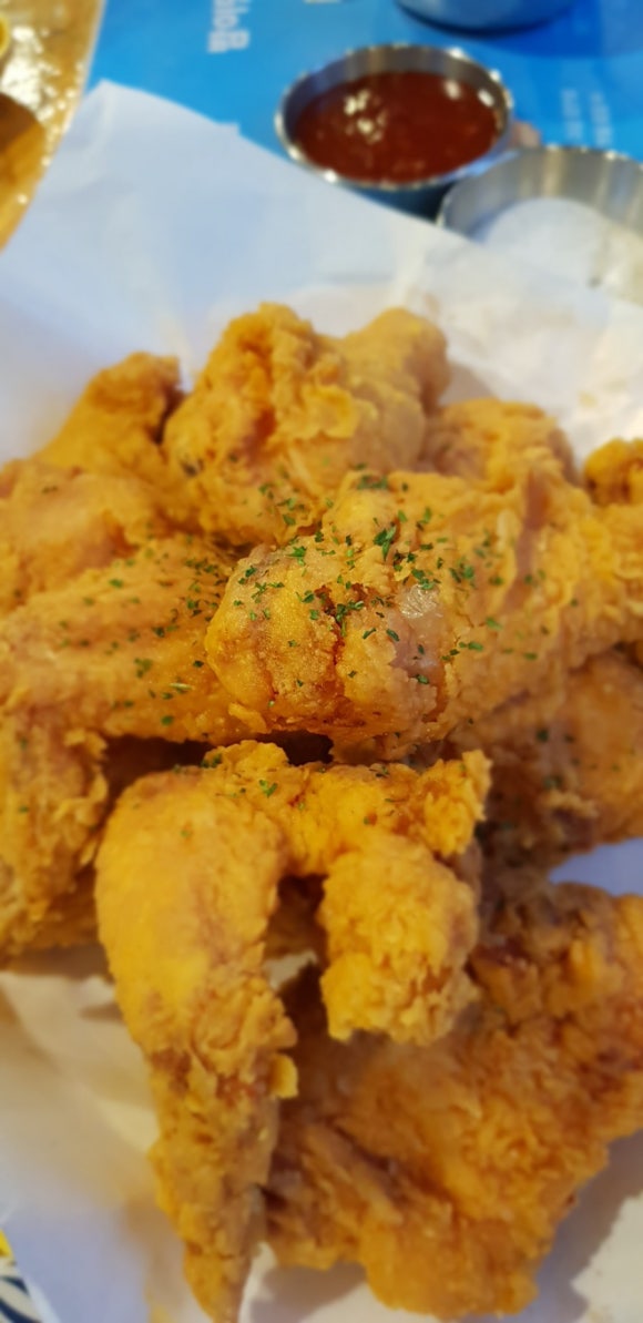 깐부치킨과천 이미지