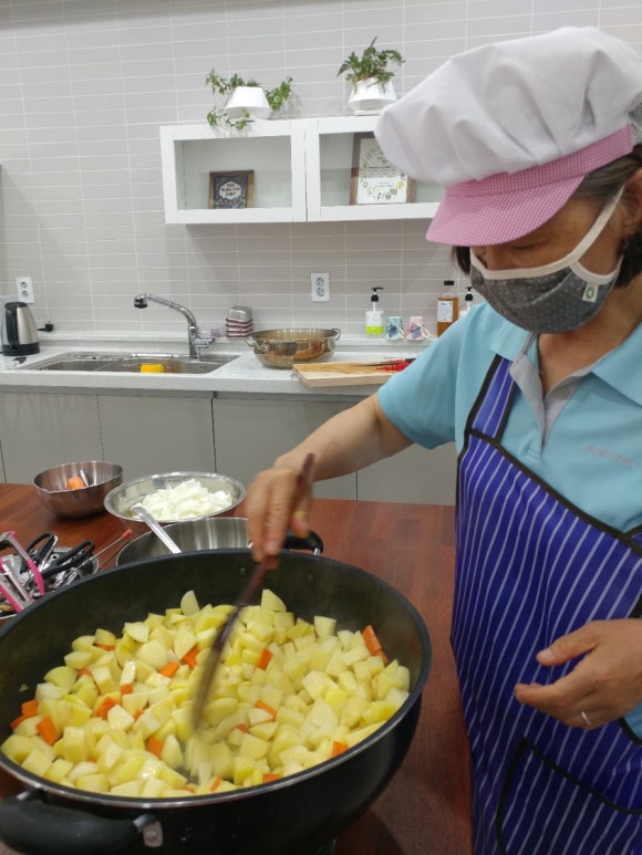 살뜰반찬 이미지