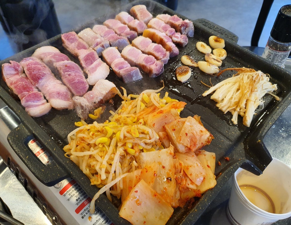 꿀꿀대포집 이미지