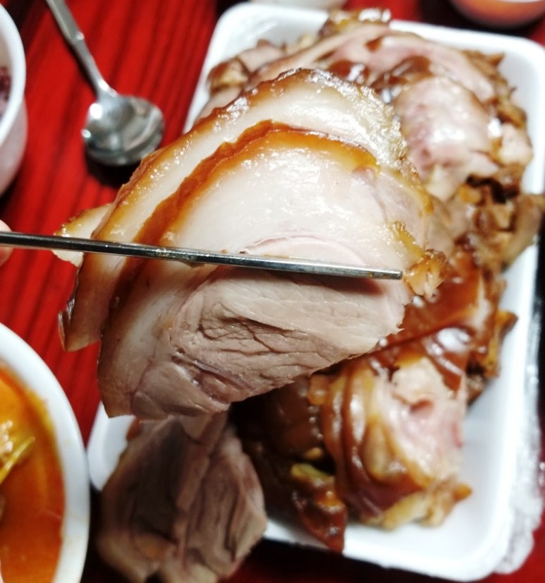전주토종족발 이미지