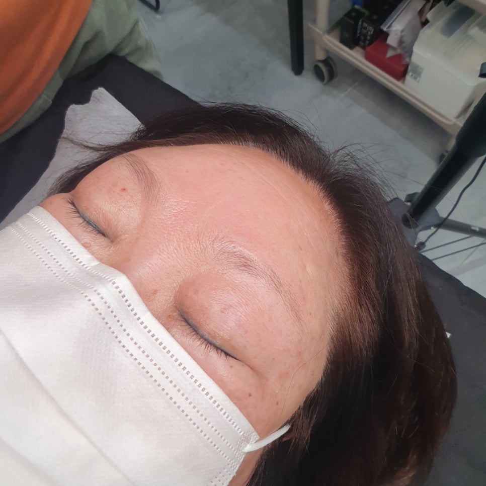 미스터브로우 이미지