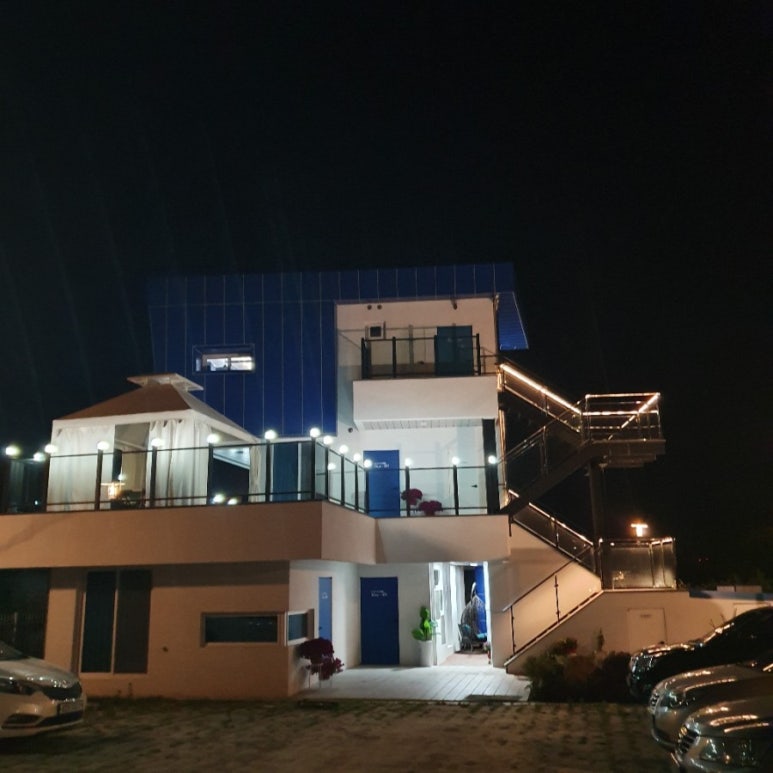 더휴일캐슬 이미지