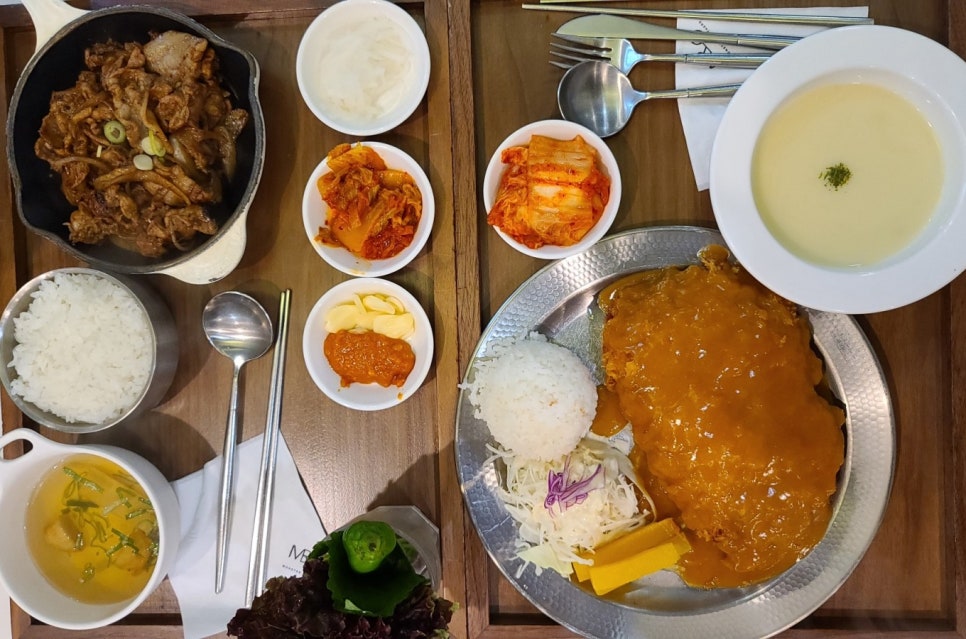 브라더스 손돈까스 이미지