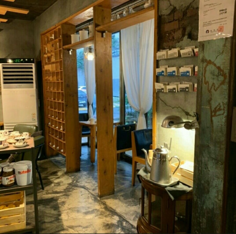 똥카페 이미지