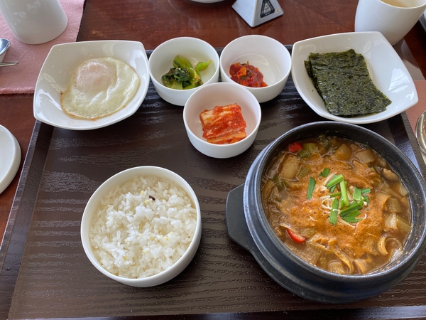 쌍둥이네식당 이미지