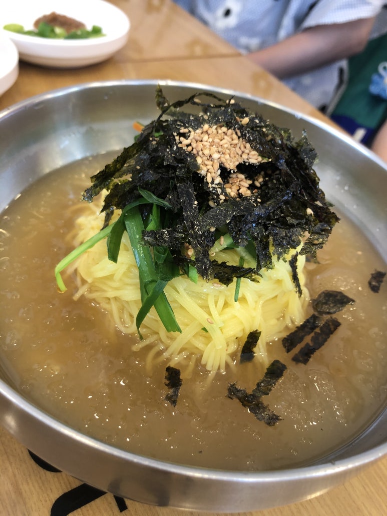 팔복손칼국수 이미지