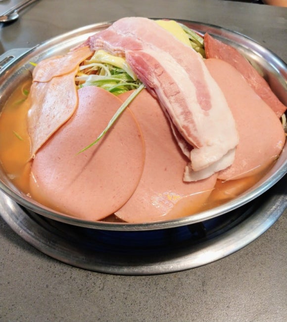 돼지네부대찌개 이미지