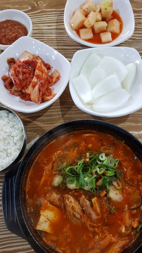 토리순대국 이미지