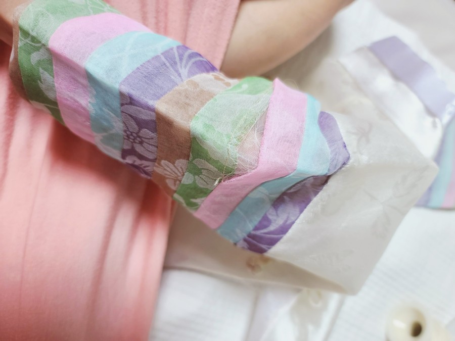 꽃지한복 이미지