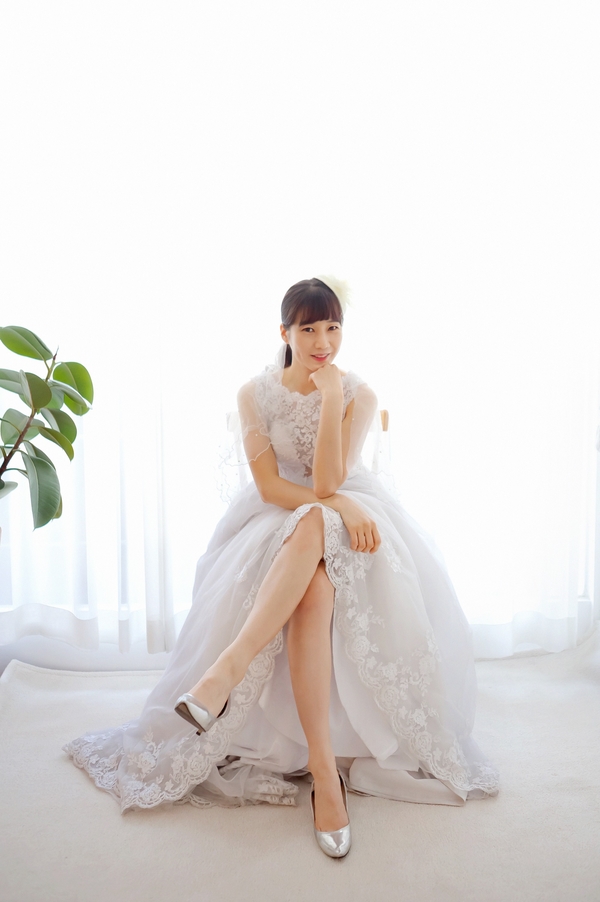 사월의레나 이미지