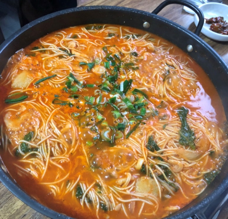 예당매운탕 이미지