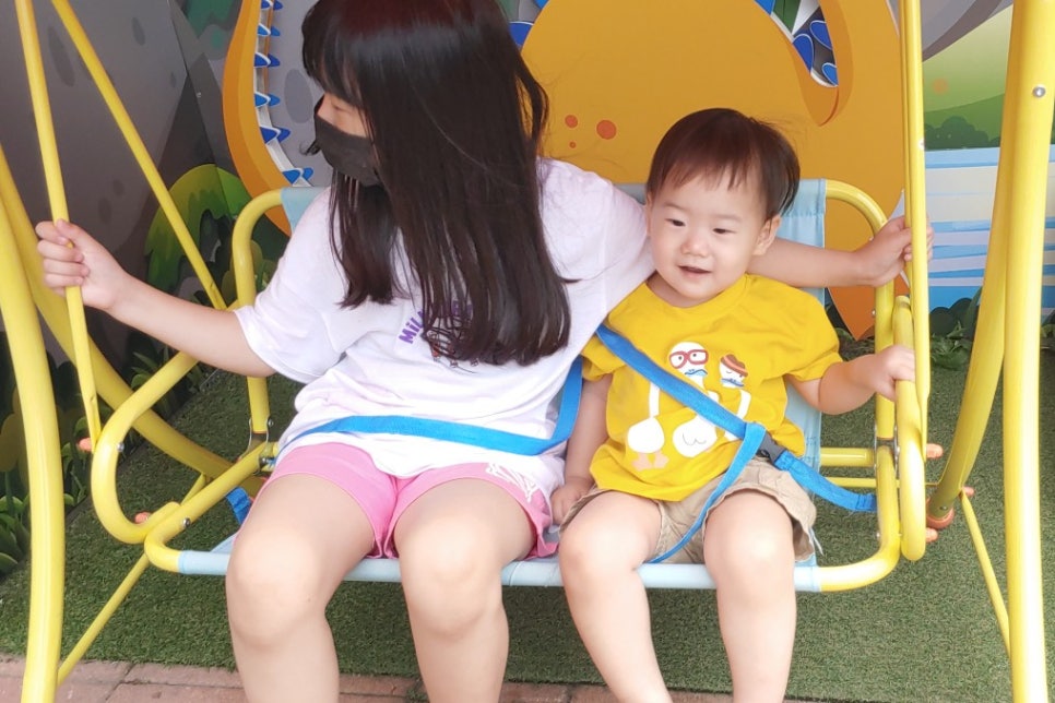 훈키즈치과 이미지